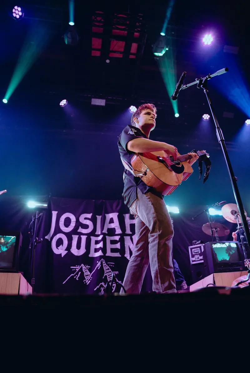 Josiah Queen — photograph 34